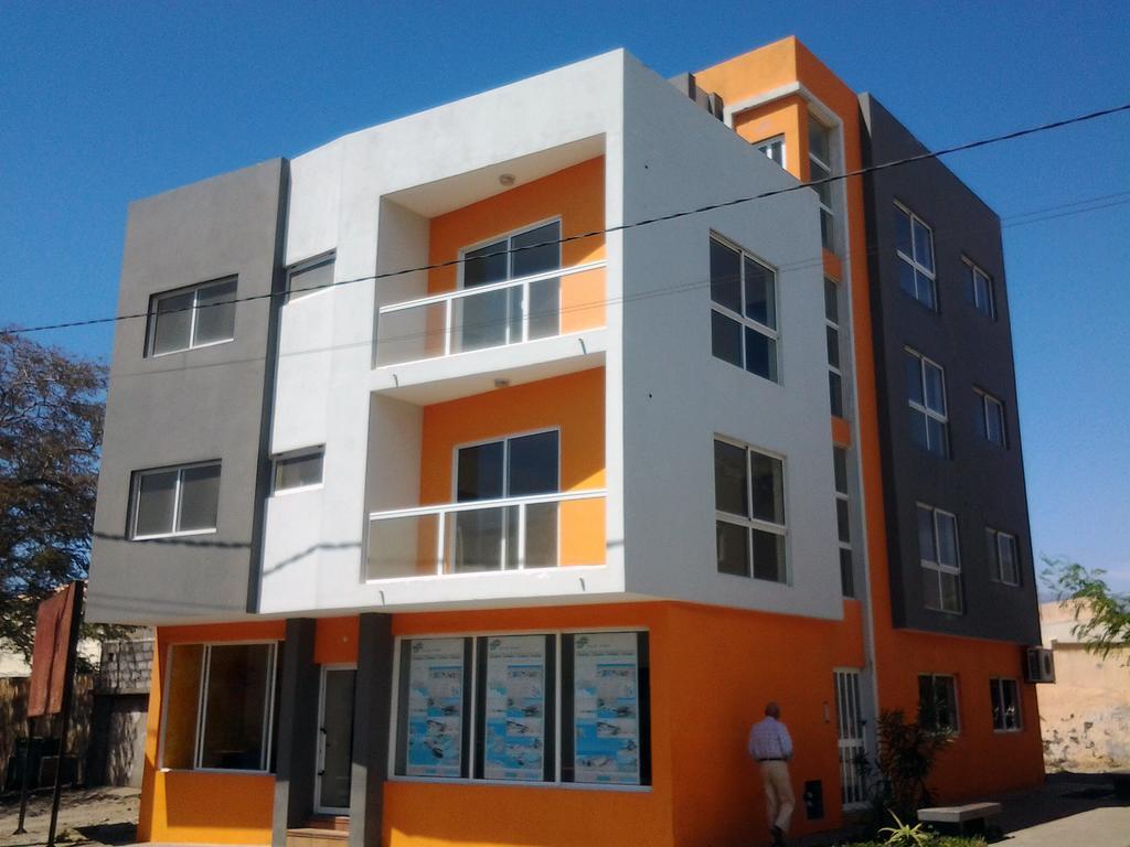 Vannimar Lounge Porto Novo Стая снимка